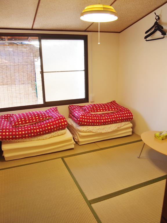 Guesthouse Usagi-Momiji Kyoto Buitenkant foto