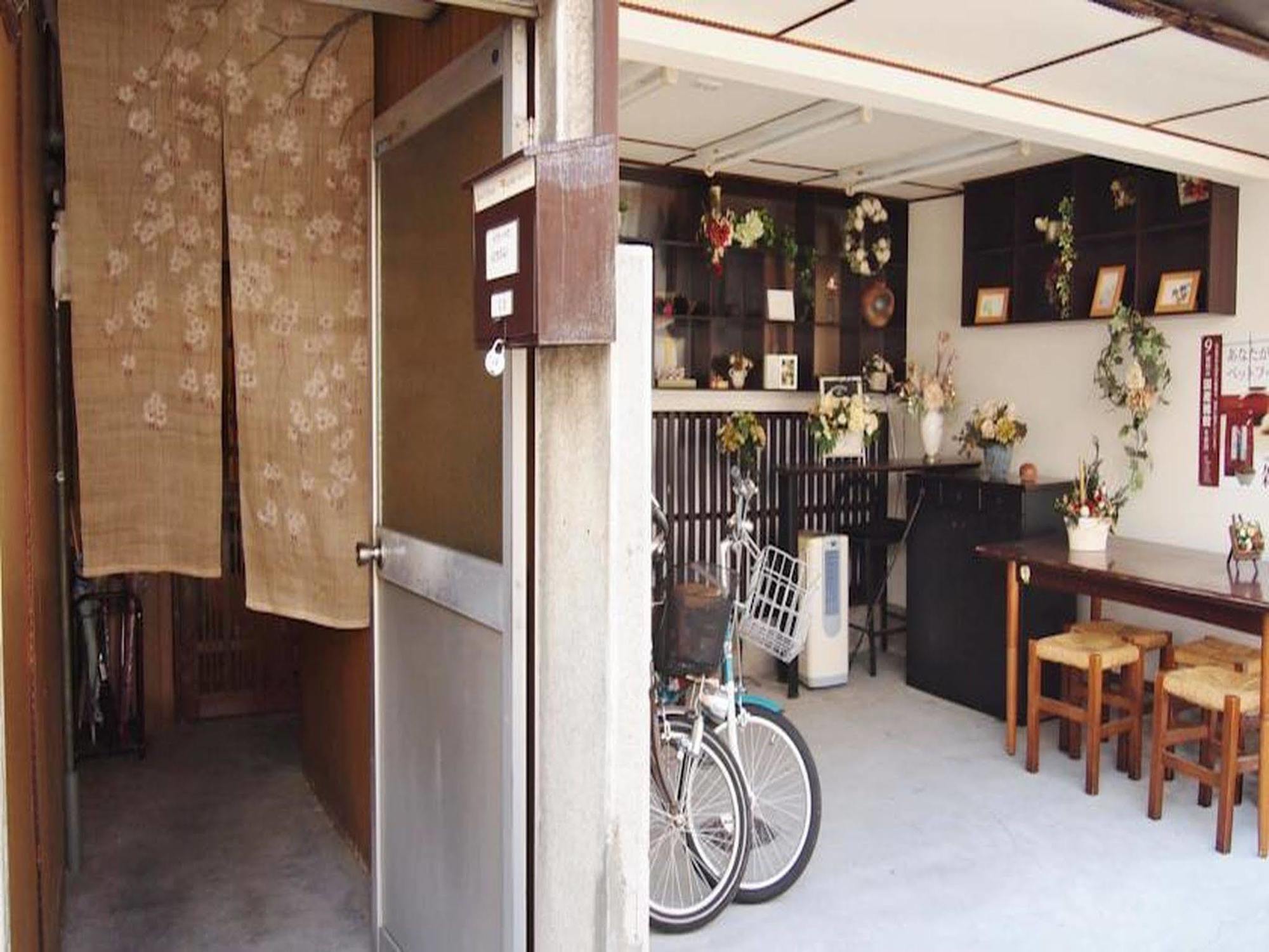 Guesthouse Usagi-Momiji Kyoto Buitenkant foto