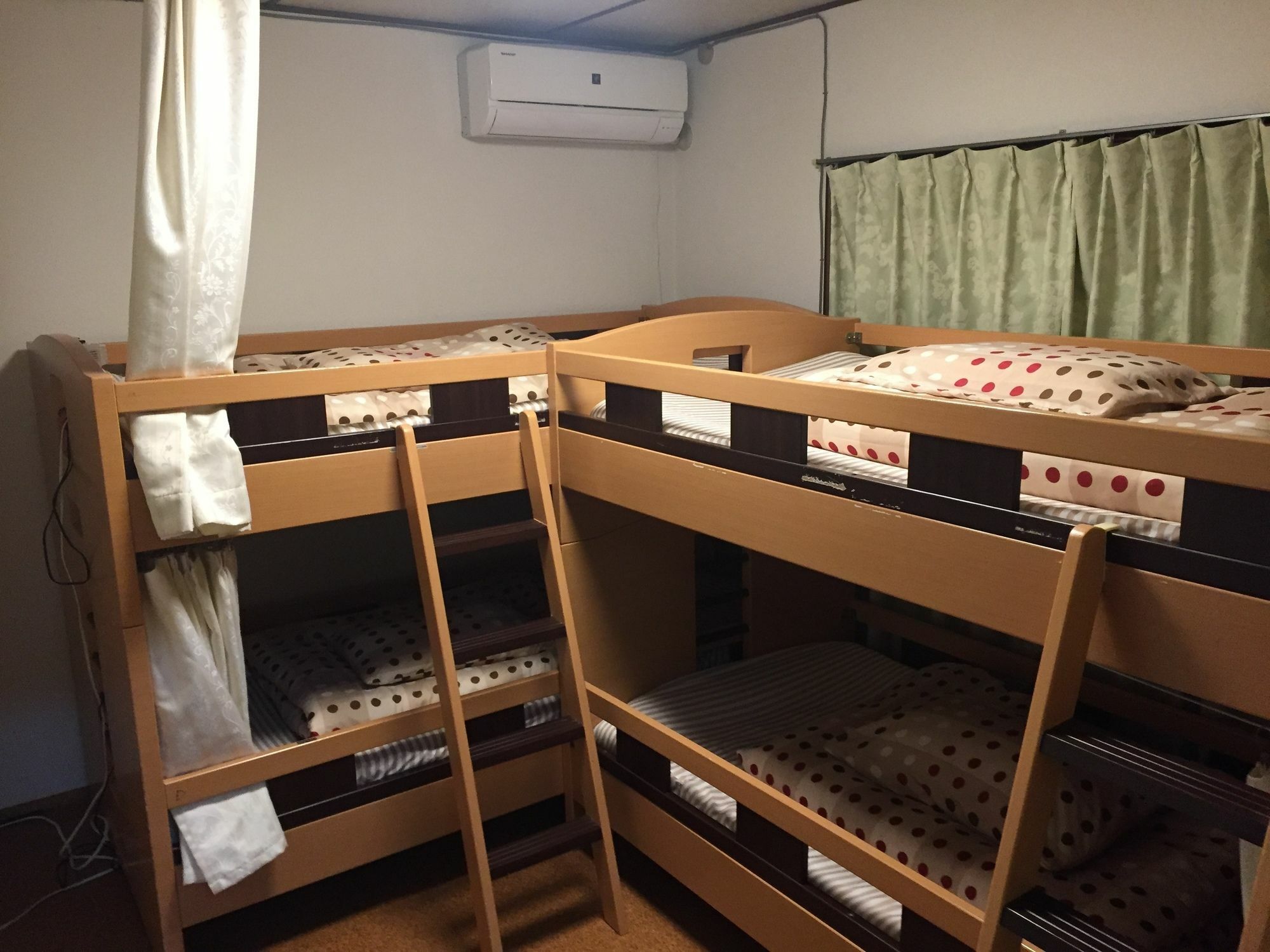Guesthouse Usagi-Momiji Kyoto Buitenkant foto